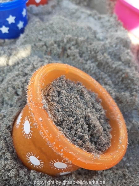 19.03.2020-Spielzeug-in-der-Natur_06